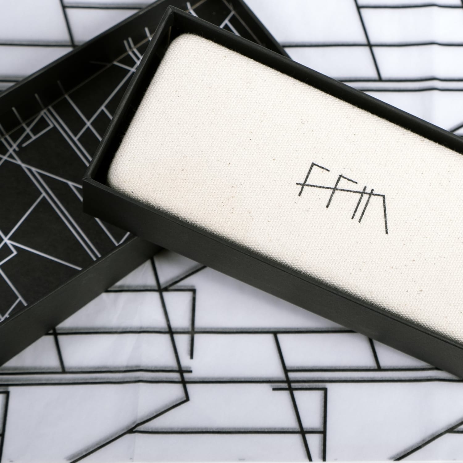 Sustainable Packaging and Accessories